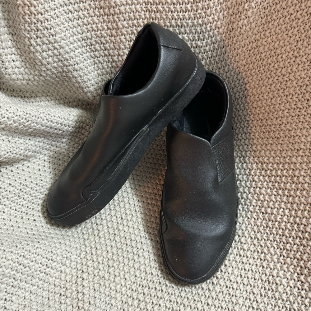 Nike Women's Black Blazer City Ease Leather Slip-on Shoes SZ 7.5